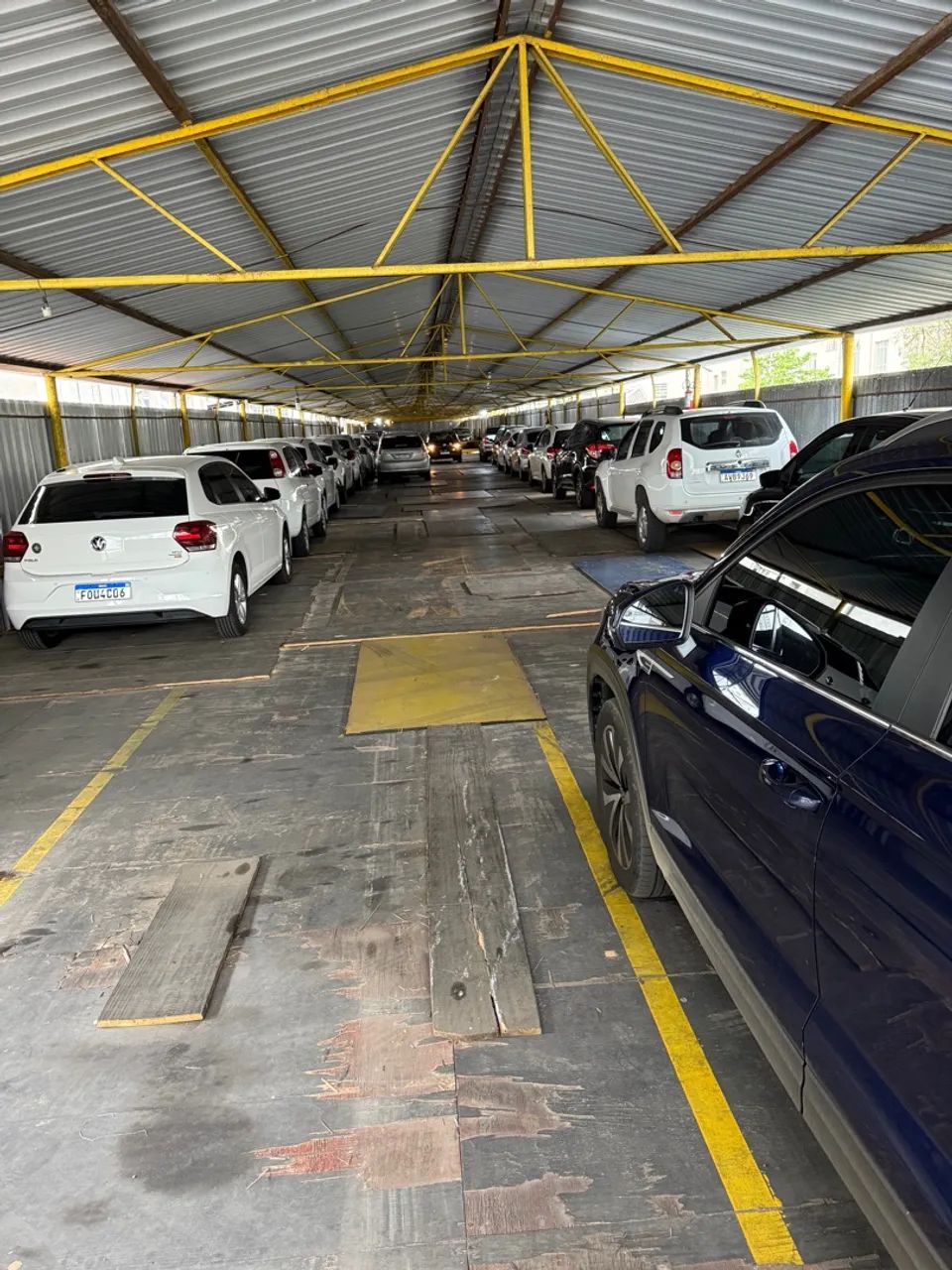 Estacionamento Centro Emiliano Perneta - Foto 4