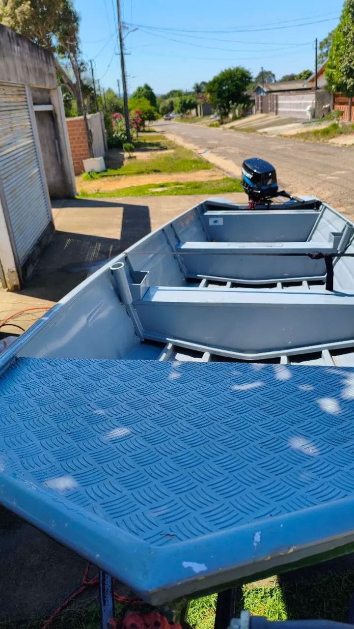 Vendo barco motor 25 mercury e carreta sem placa  - Foto 6