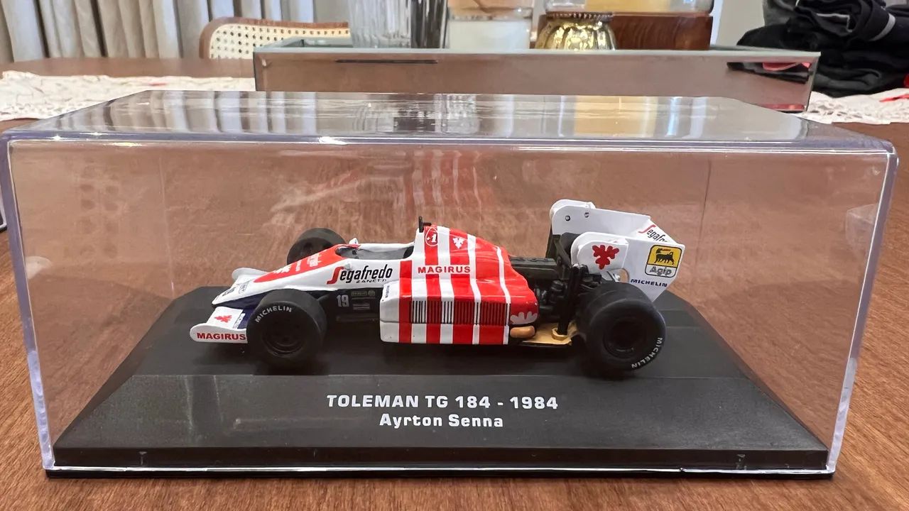 Coleção miniaturas 1:43  - Foto 4