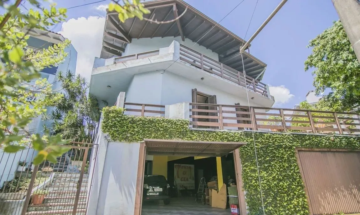 Casa de condomínio em Rua Professor Antônio José Remião - Espírito Santo - Porto Alegre/RS