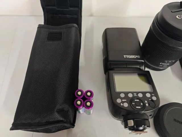 KIT CANON RP + 24-105mm + 16mm + 50mm + Flash Godox TT685-II + Brindes - Foto 6