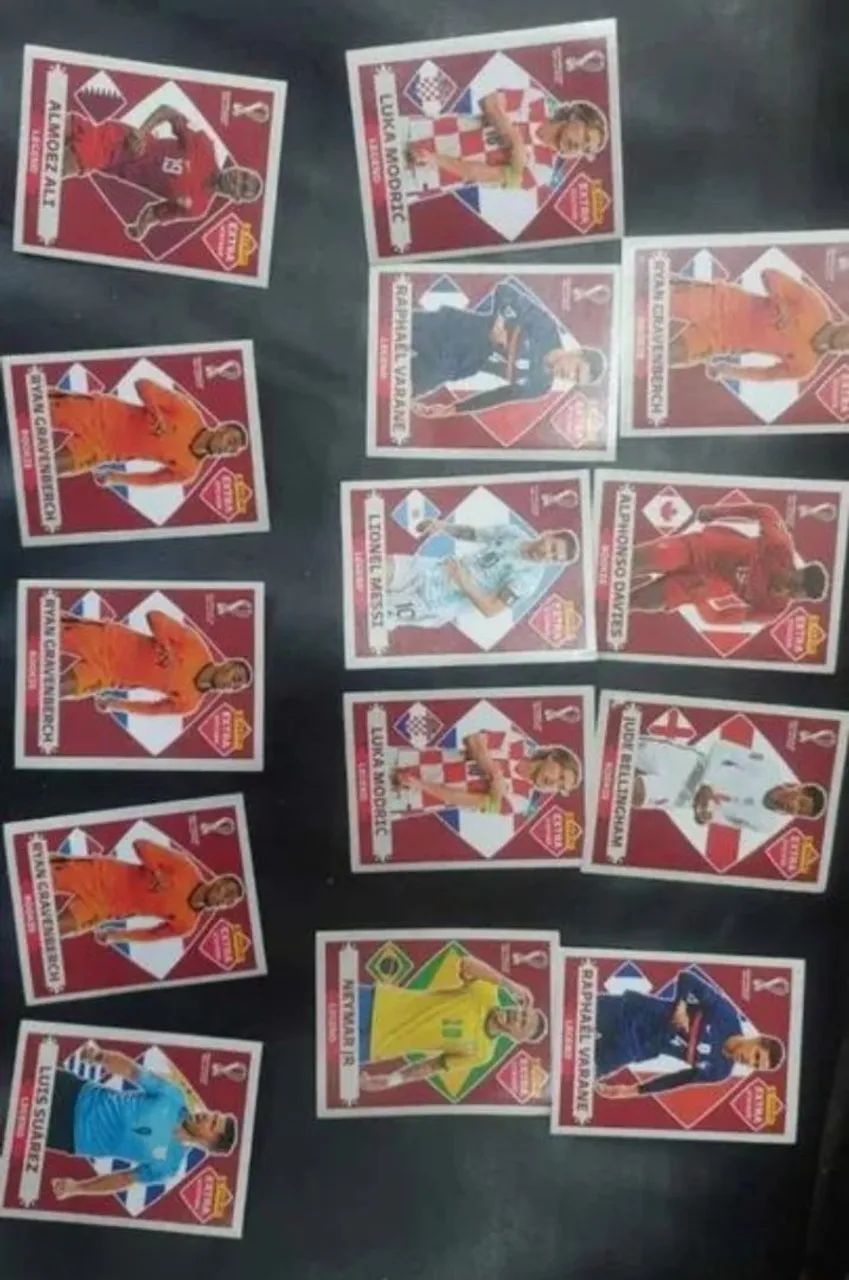 LOTE DE Figurinhas copa catar 2022 com legends inclusas  - Foto 2