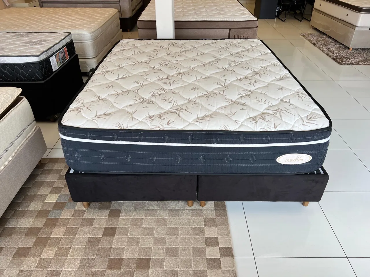 Cama Box de casal Queen Size Maxflex Látex Seminovo - ENTREGAMOS