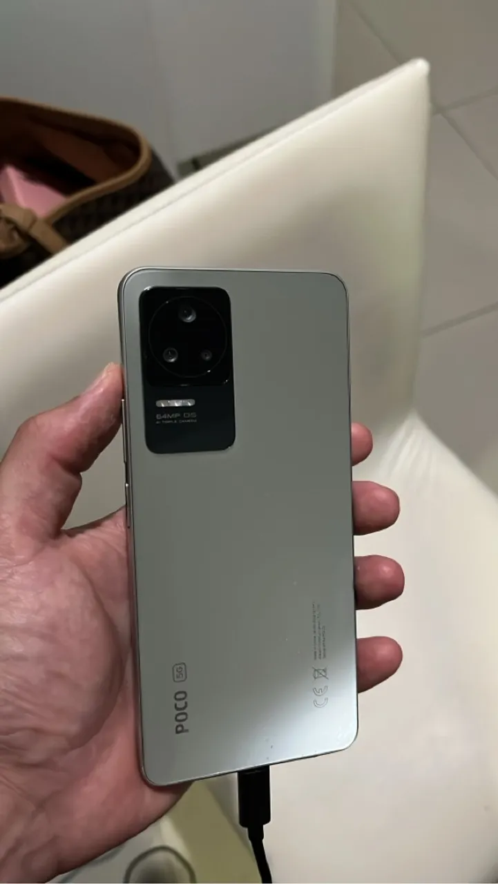 Xiaomi Poco F4 5G Troco em iPhone 12 Pro ou 13