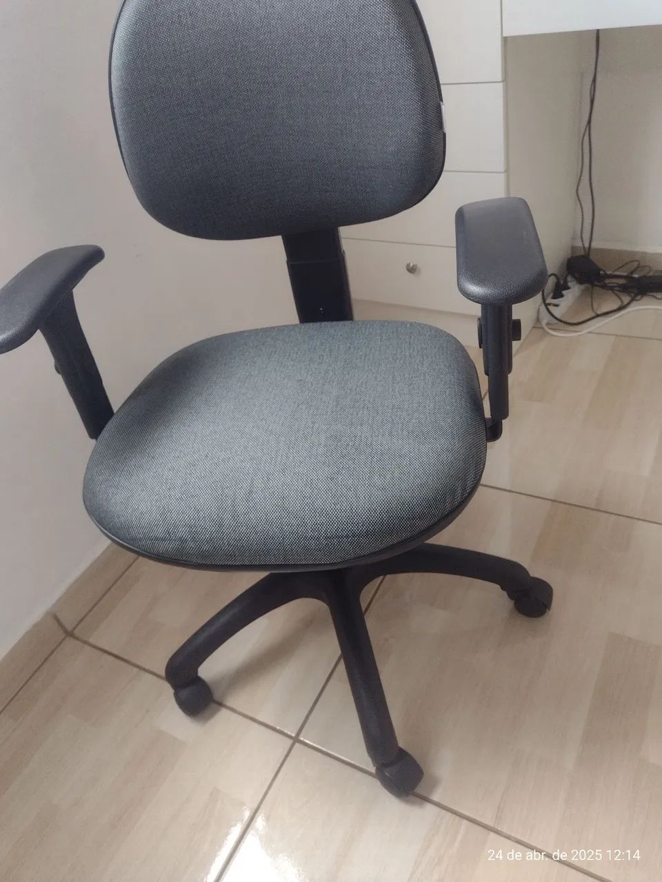 Cadeira de Escritório Giratória - Foto 6