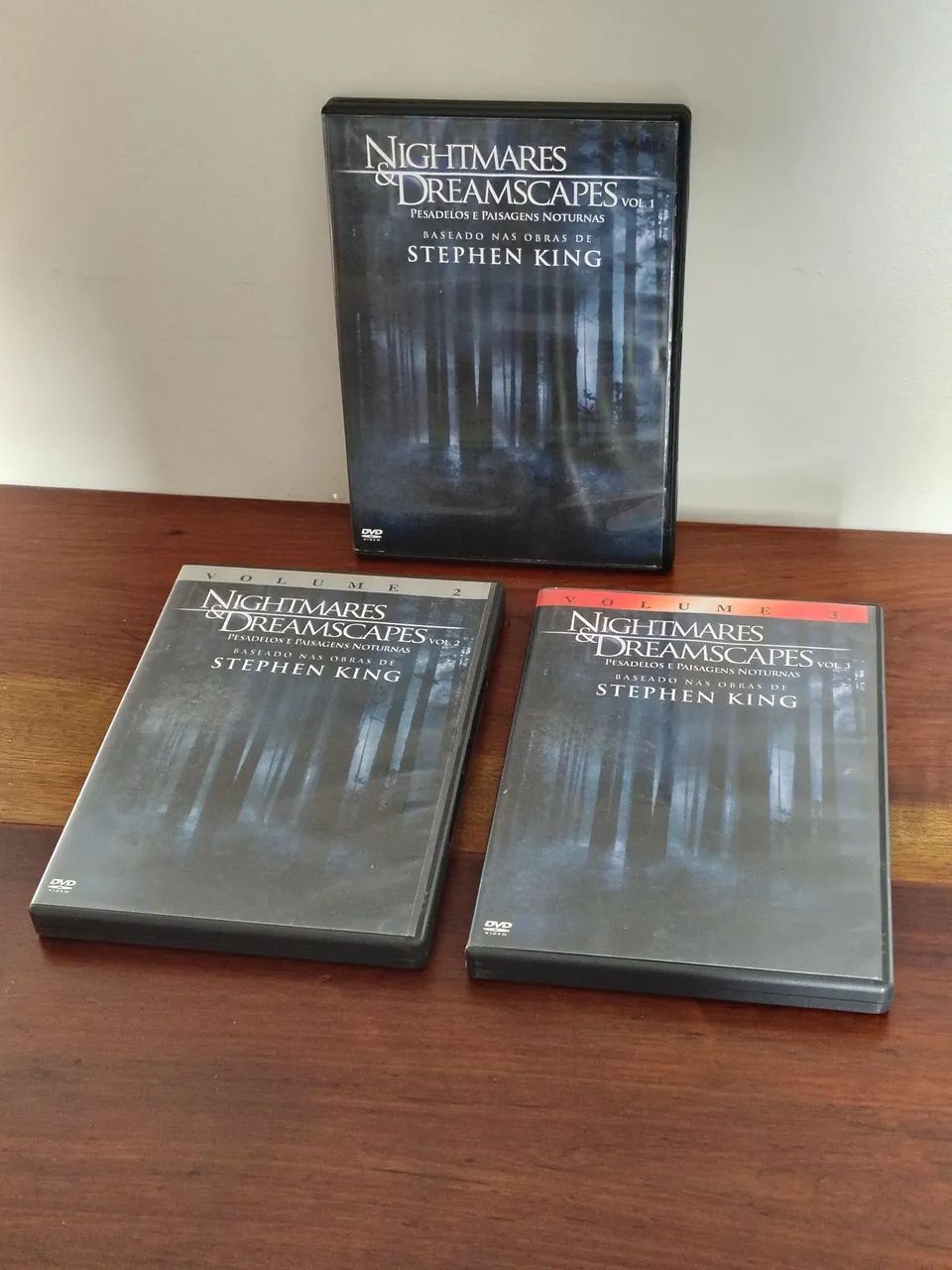 Coleção DVDs Stephen King: Nightmares & Dreamscapes Vol. 1 ao 3 - Foto 2