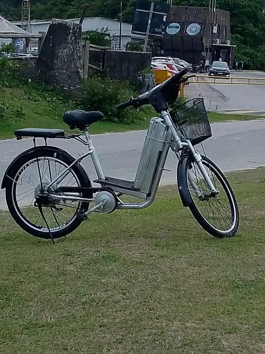 Bicicleta Elétrica - Ótima para o dia a dia! - Foto 4
