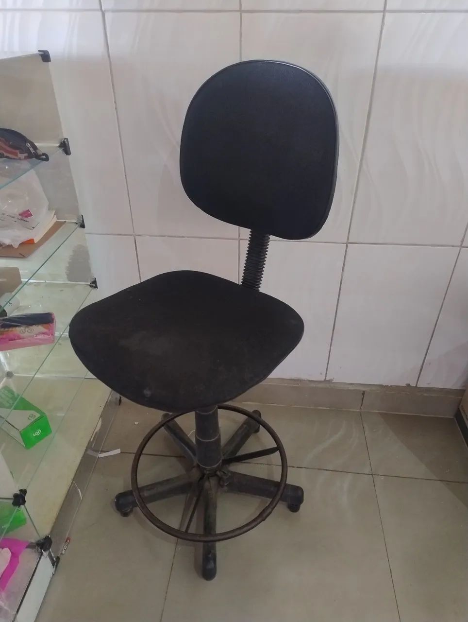 Ítens para loja - manequim, balcão, cadeira, arara - Foto 4