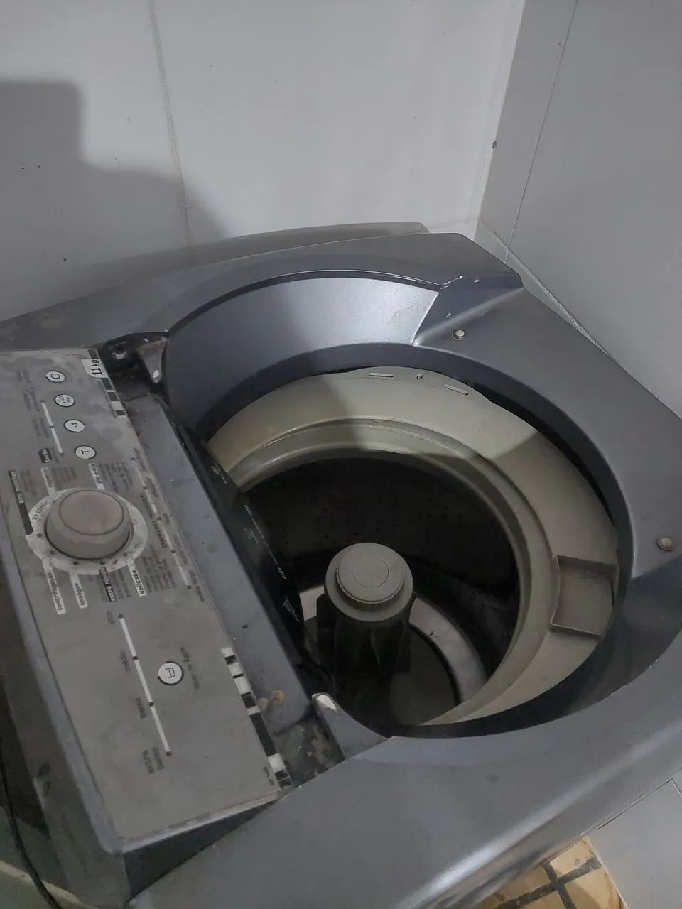 Máquina de Lavar Roupa com defeito 