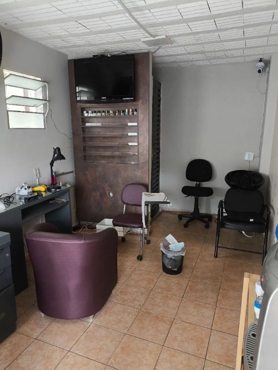 Vendo móveis sal?o de beleza unha cabelo semi novos ! Somente tudo junto ! Ler o anúncio ! - Foto 3