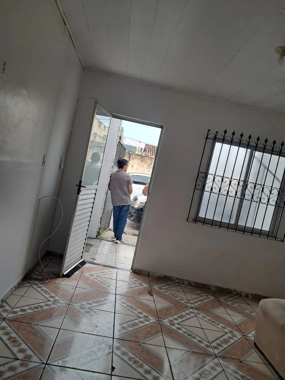 Vendo casa no bairro do castanheira U.G
