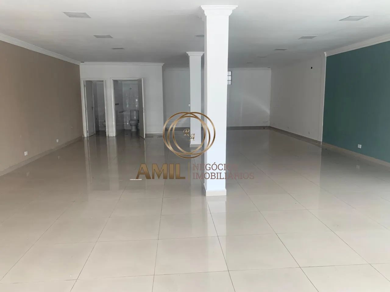 TT Aluga EXCELENTE Ponto Comercial, 120 m², 2 Banheiros, 4 Vagas, Jardim América - SJC