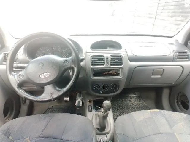 Bom/Barato/Revisado e Documentado! Clio Sedan 1.6 8v/2002 - Completo! Troca Carro-Moto!