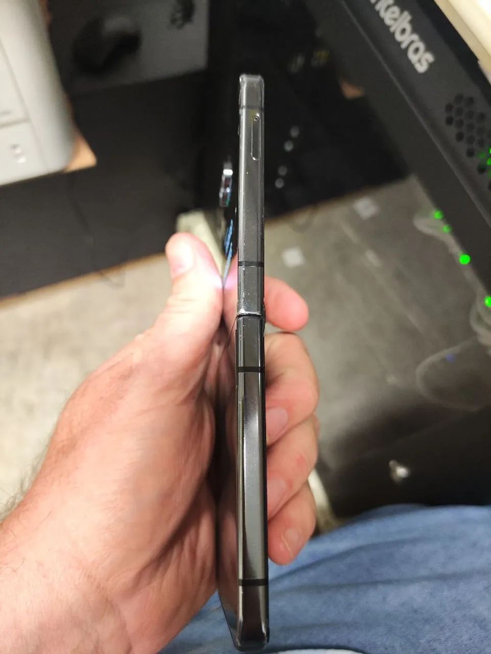 Samsung Flip 4 TELA QUEBRADA, LER ANÚNCIO!!! - Foto 5