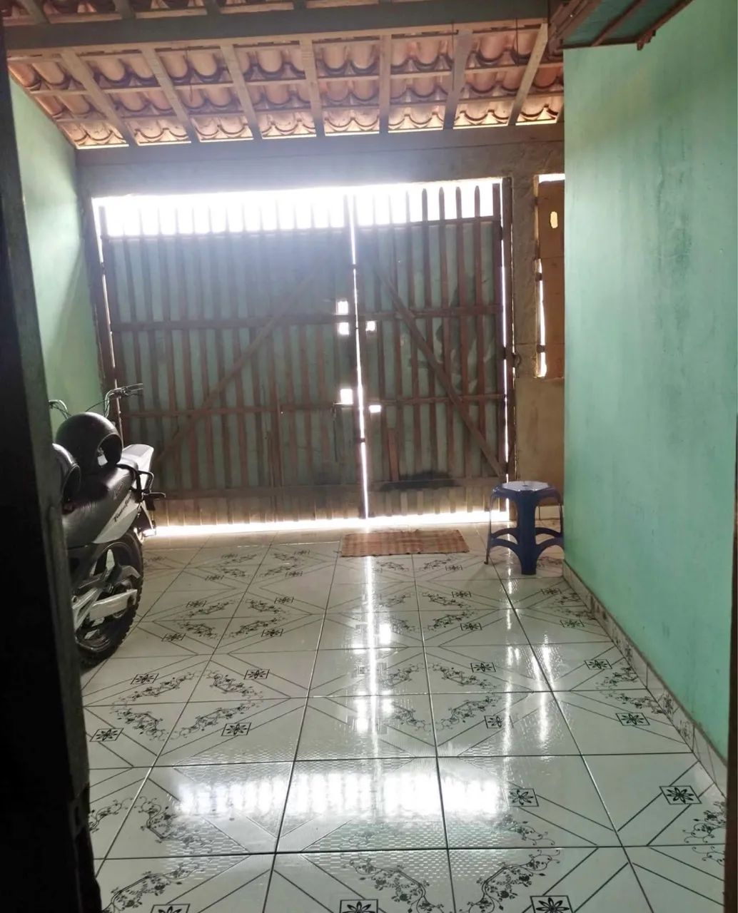 Vende-se na Águas Brancas (D)