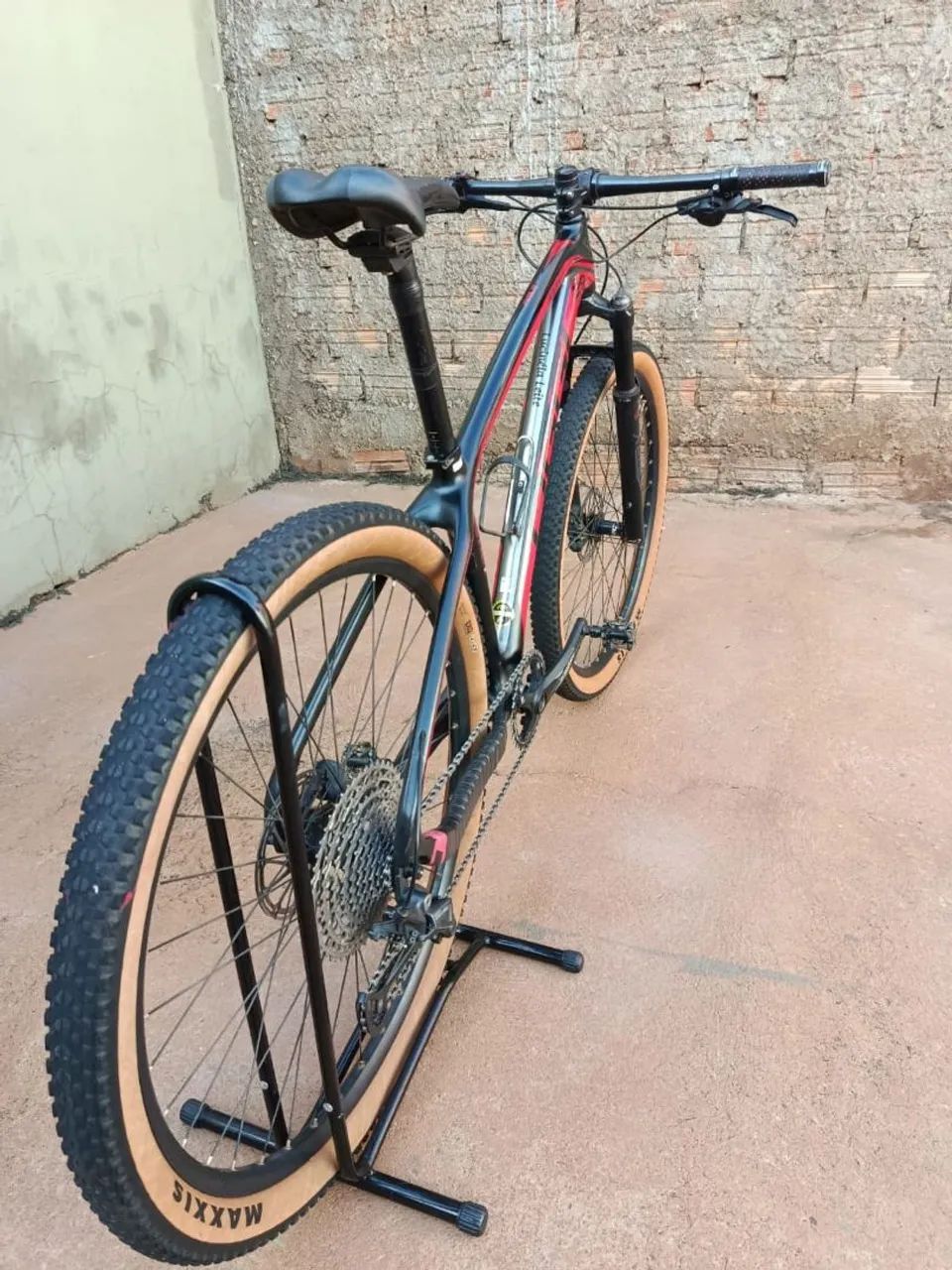 Bicicleta MTB Aro 29 - Foto 2