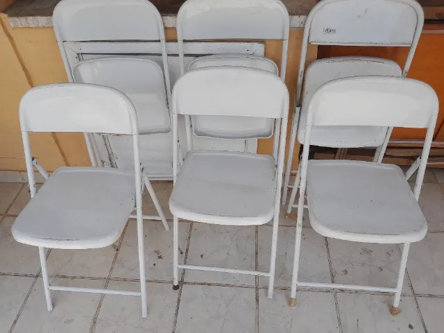 Cadeiras metálicas dobráveis