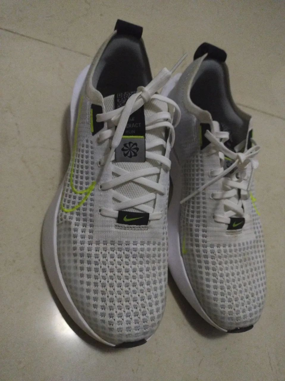 Tênis Nike Interact Run  - Branco TAMANHO 42 - Foto 5