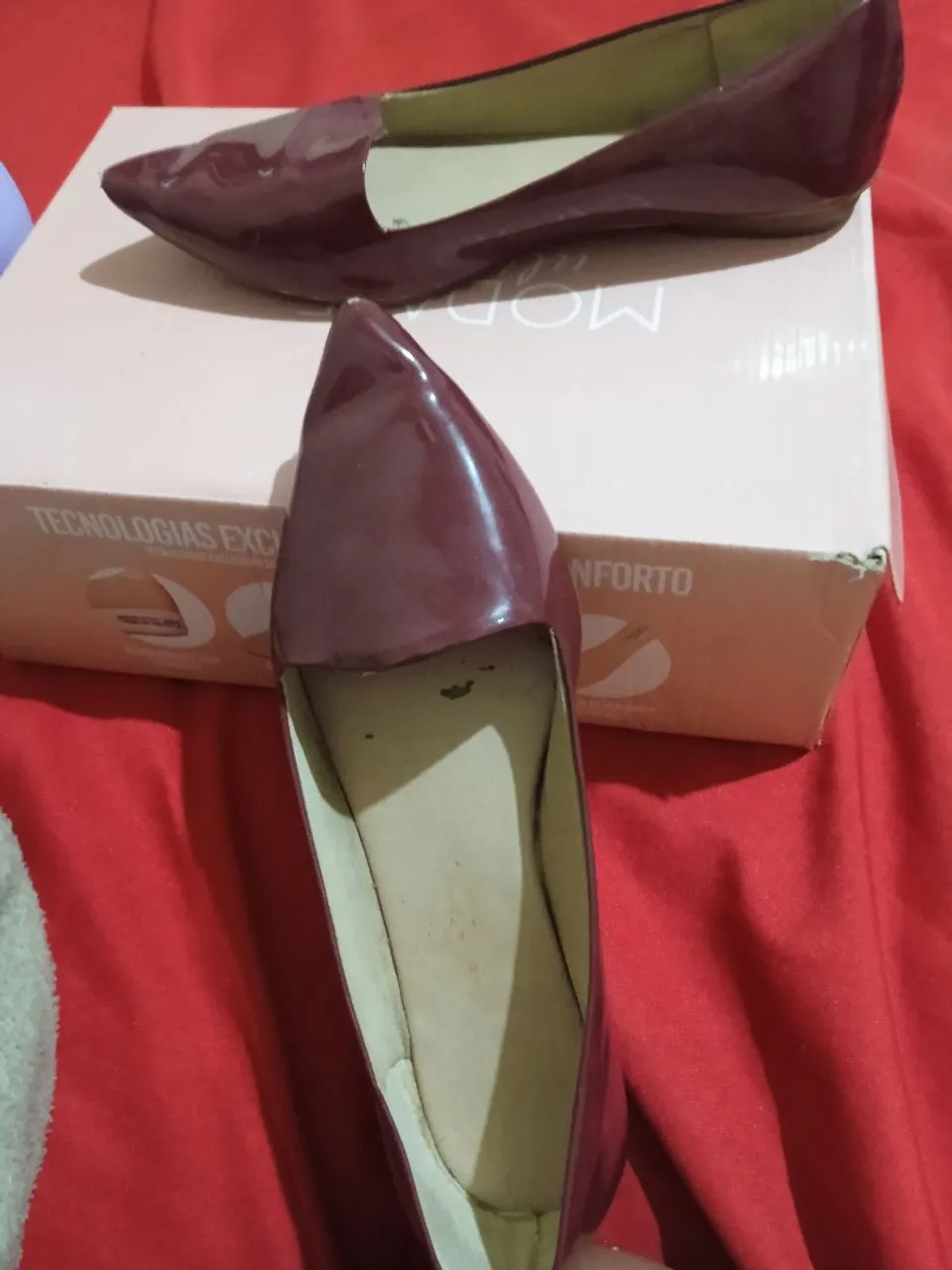 Sapatilha Feminina Bico Fino - Vinho