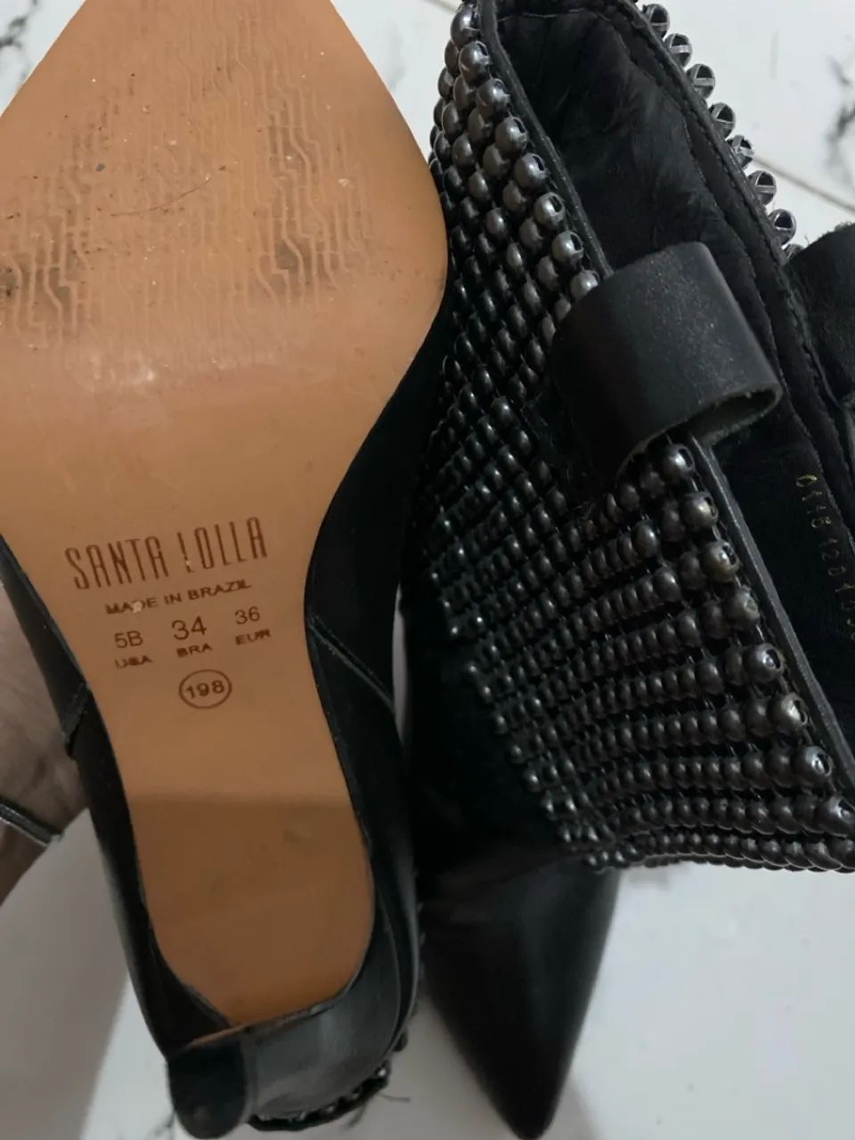 Bota preta com detalhes - Foto 3