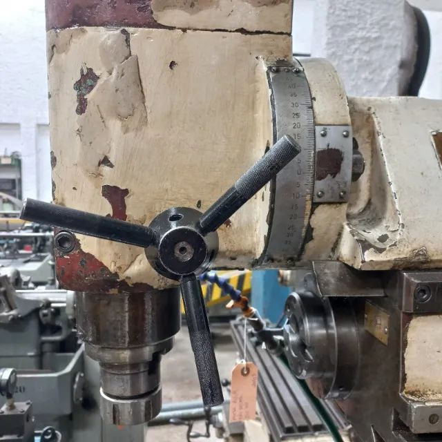 Fresa Marca Avia Tipo Deckel Iso 40 Morsa Pinças / -- 00671  - Foto 6