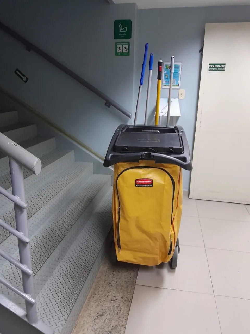 Carrinho Funcional de Limpeza - Foto 4