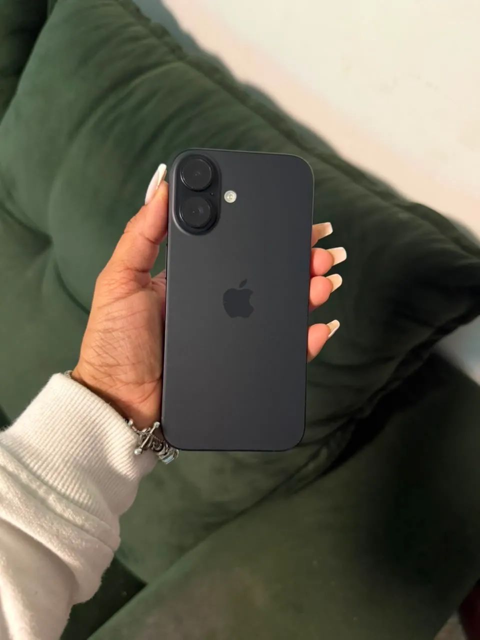iPhone 16 Normal 
