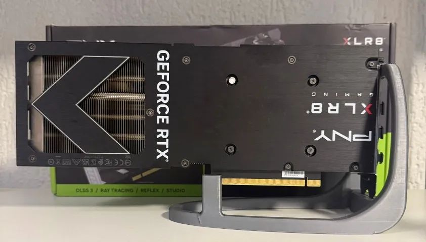 RTX 4070 SUPER 12GB PNY - Foto 2