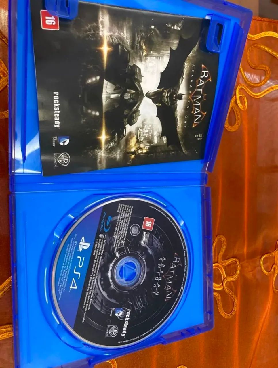 Batman Arkham Knight - PS4 - Foto 2
