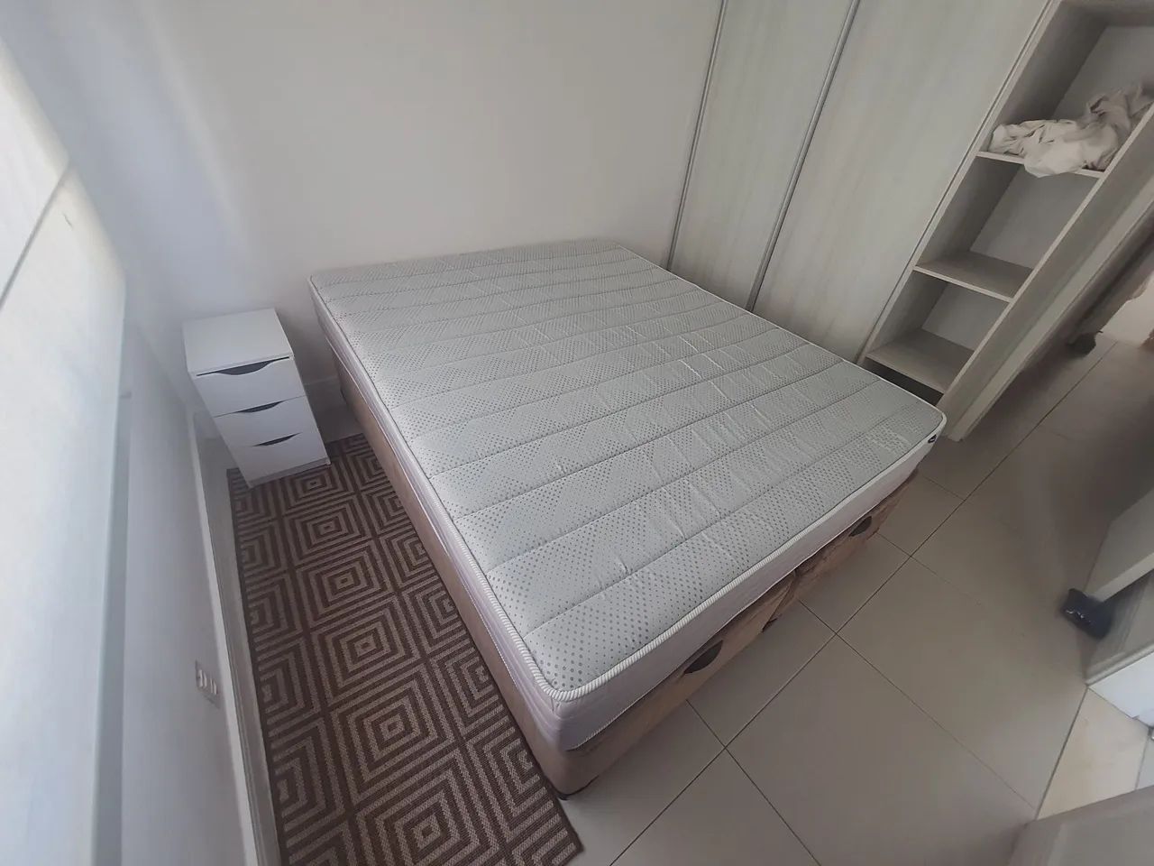 Cama de casal baú queen size com colchão ortobom - Foto 3