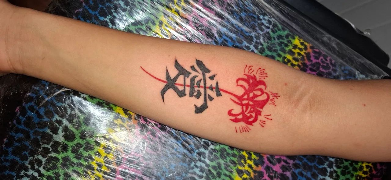 Aplicações de piercings e tatuagens em geral!!! - Foto 2