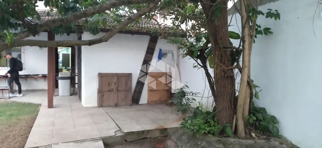Casa com 2 quartos no bairro Balneário, em Florianópolis - SC