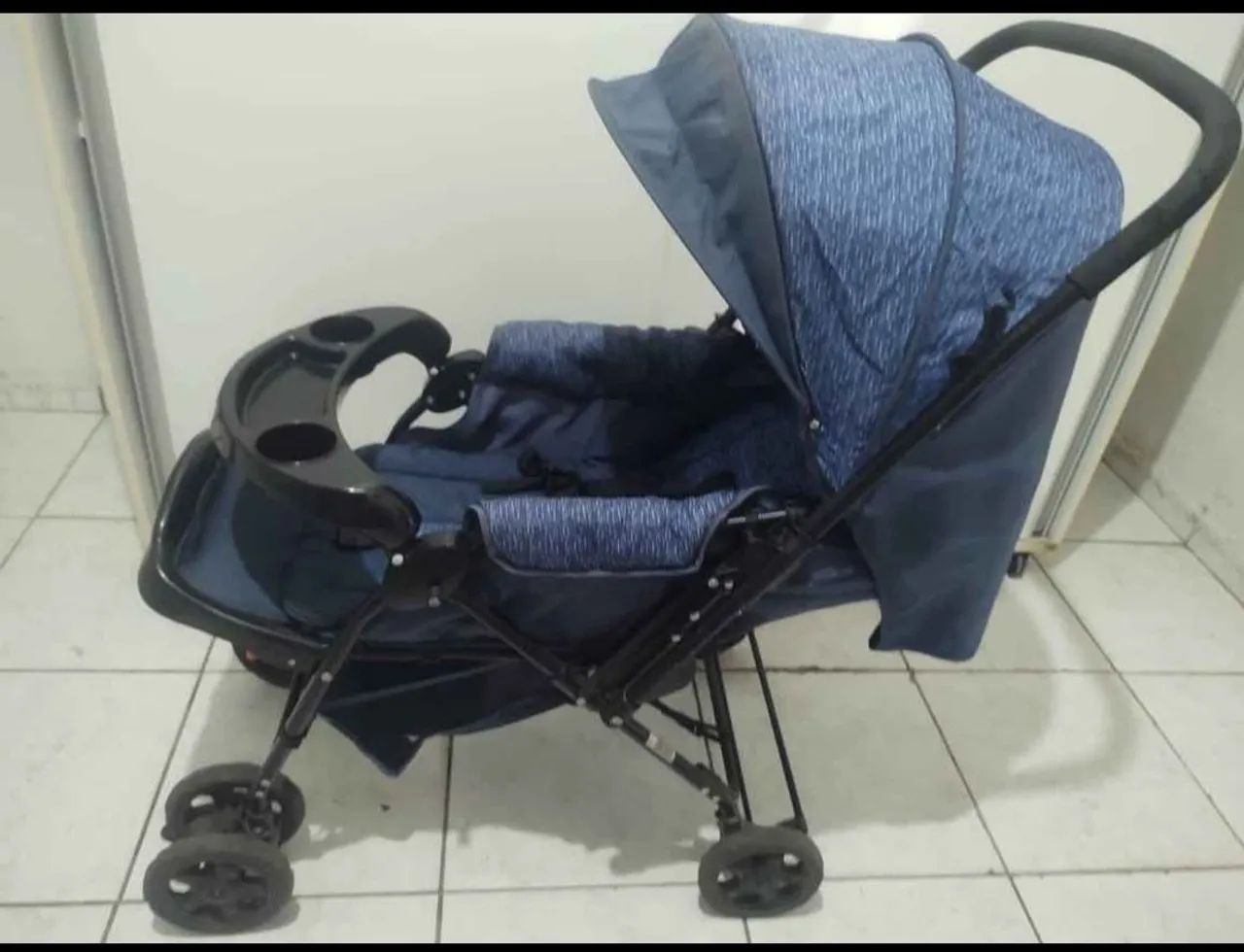 carinho de bebê seminovo - Foto 4