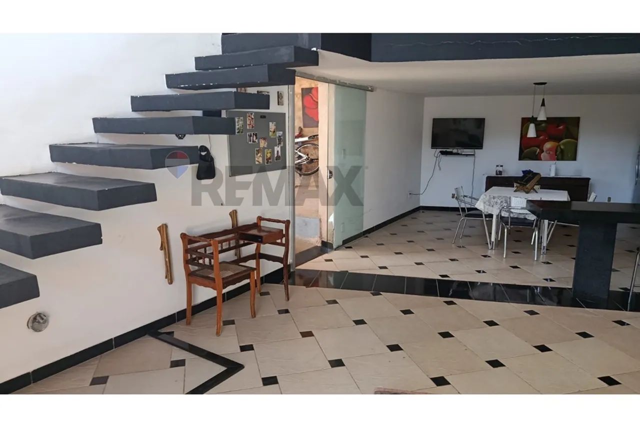 Prédio Residencial com Dois Apartamentos - Foto 4