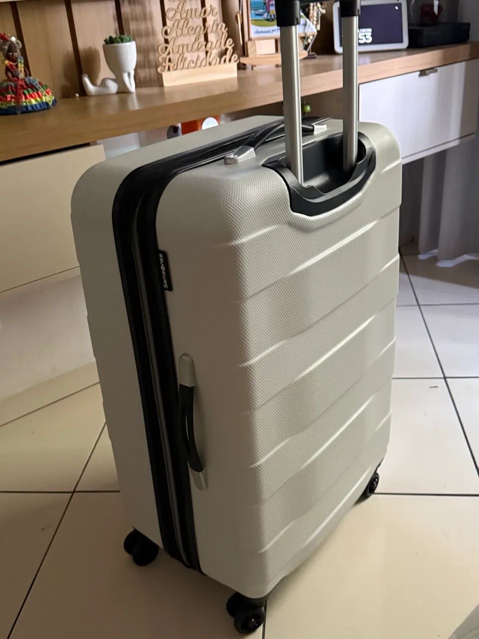 Vendo mala Sansonite branca Estado de nova 23k  - Foto 2