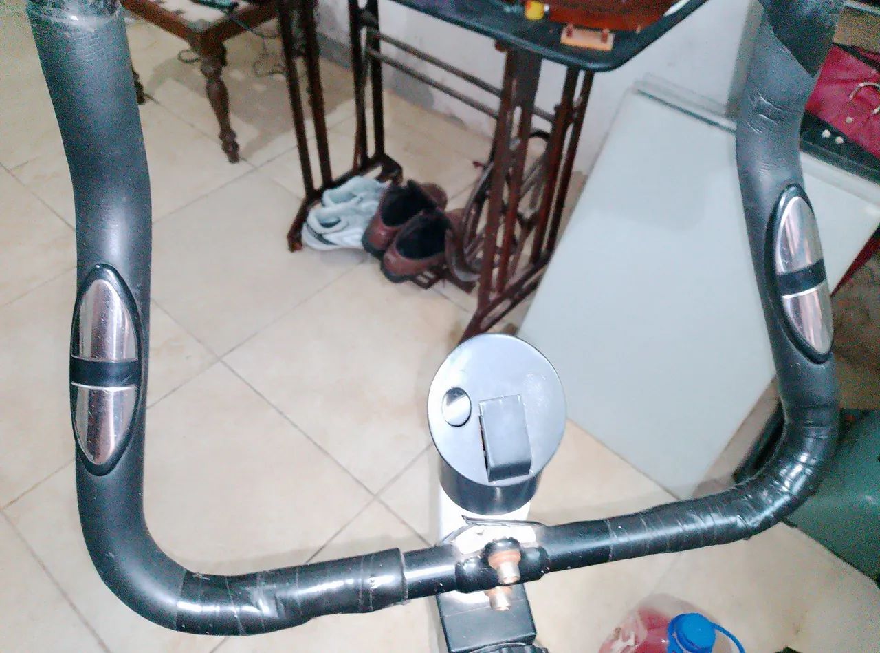 Bicicleta ergométrica  - Foto 3