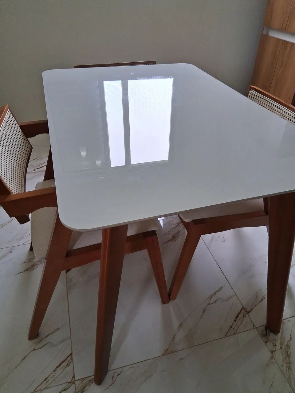 Mesa de jantar com 4 cadeiras - Foto 2