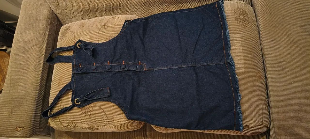 Jardineira jeans Nova  - Foto 2