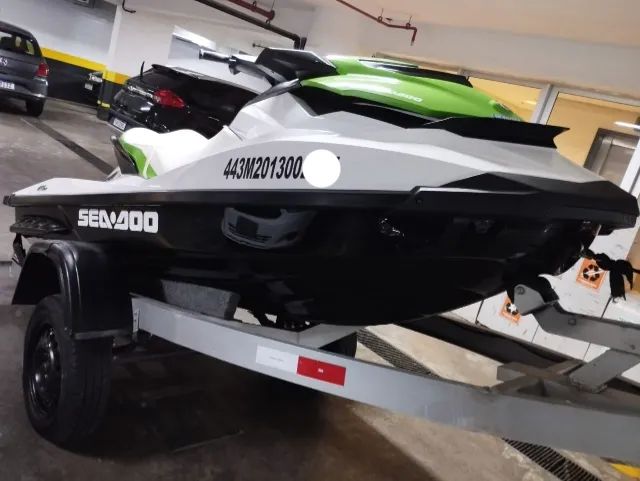 Jetsky GTI 130 2013 - 142 hrs - Excelente estado de conservação  - Foto 4