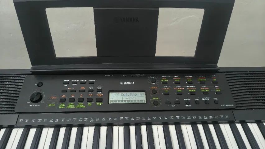 Yamaha PSR-E283 (+BOLSA) - Foto 5