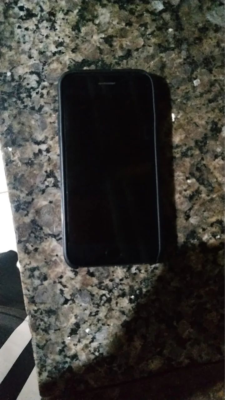 Vendo iPhone 7 - Foto 2