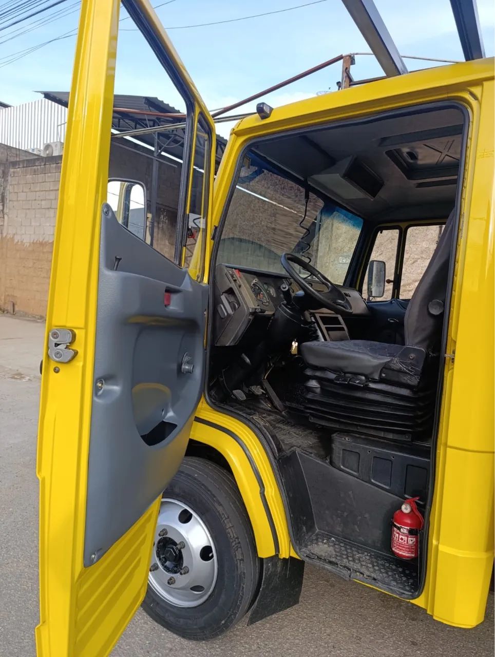 CAMINHÃO MERCEDES 710 PLUS - Foto 3