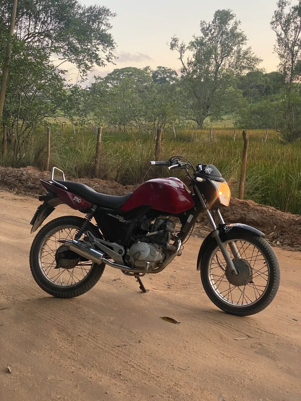 Vende-se start 150 ano 2015