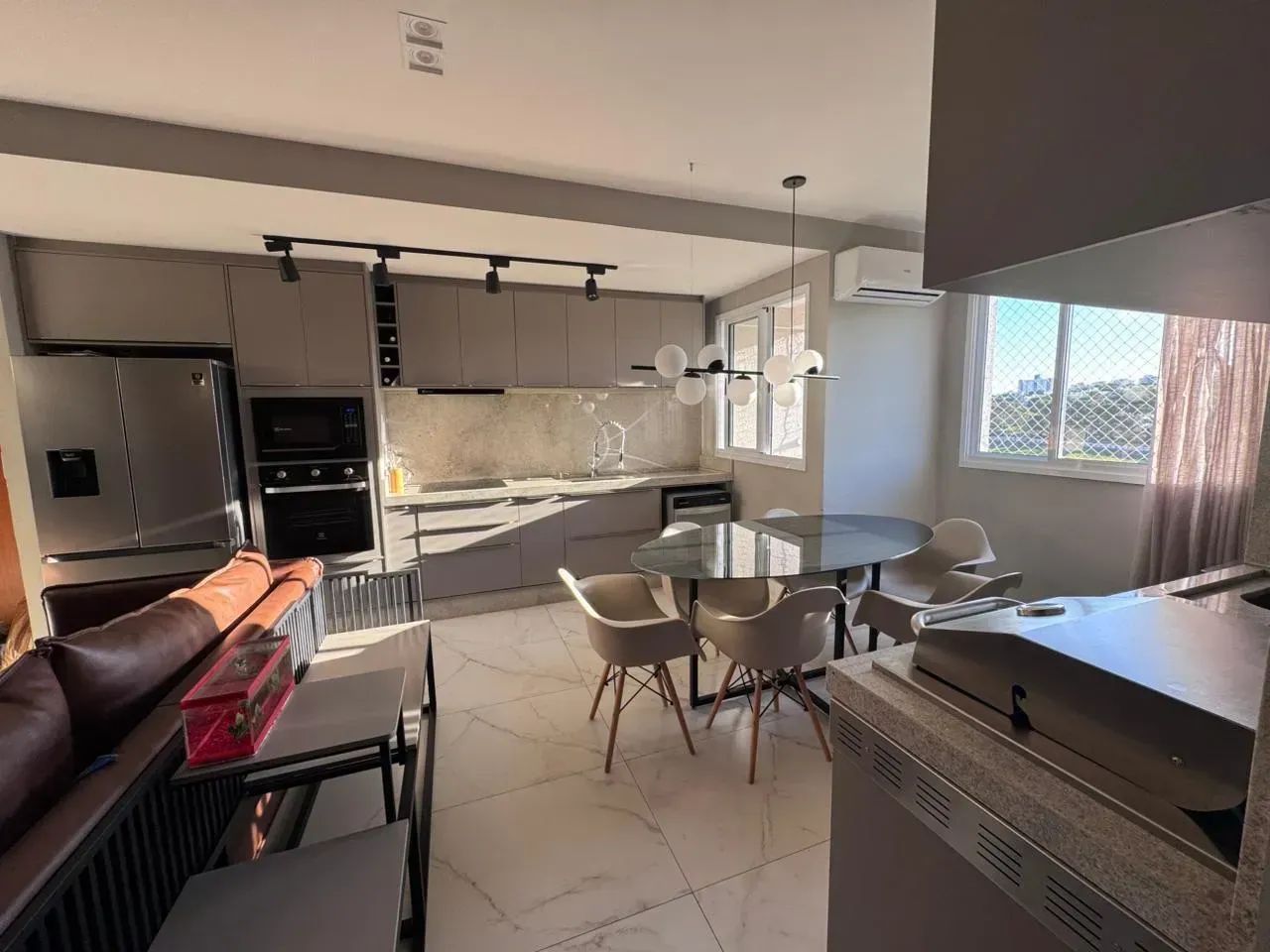 Lindo apartamento 3 quartos mobiliado - Foto 3