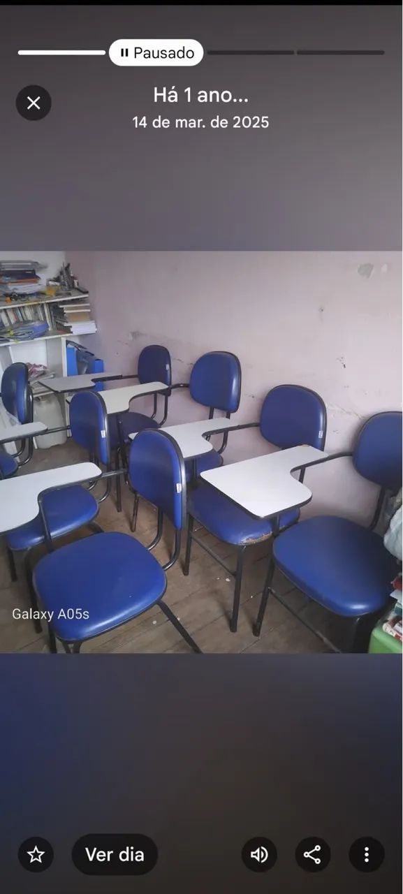 Cadeiras universitárias 