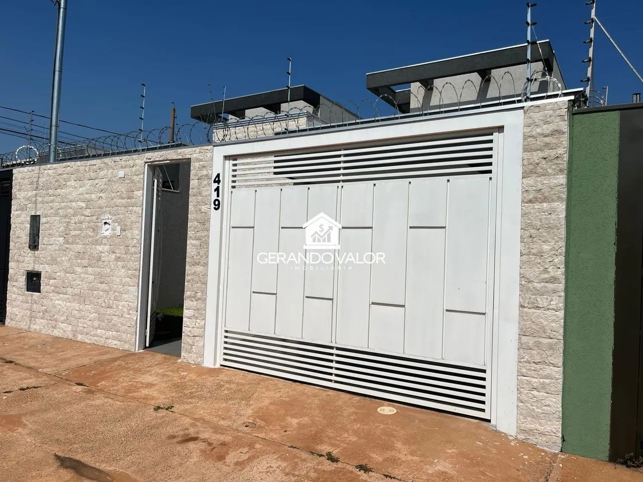 Imóvel Alto Padrão com 3 Suítes, Piscina e Planejados - Foto 2