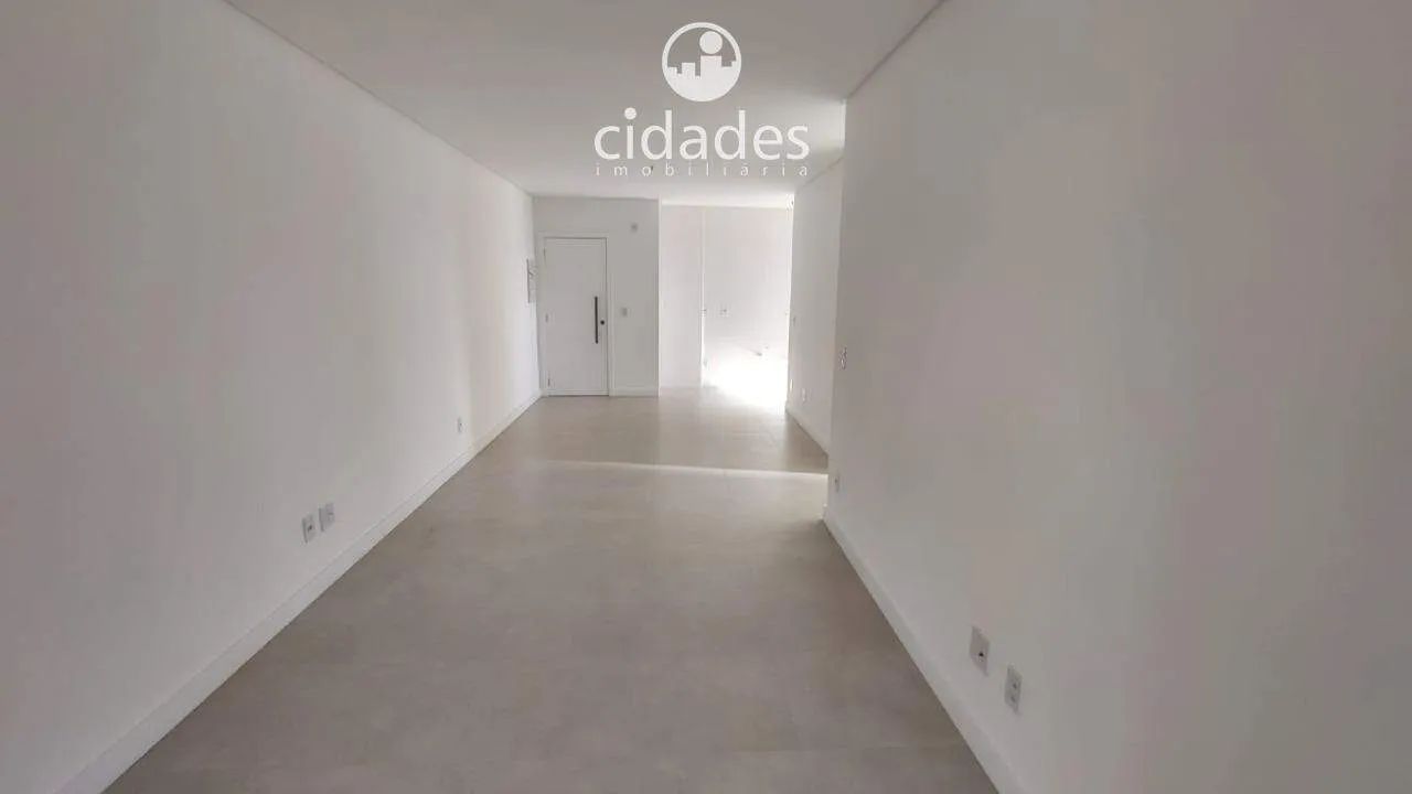 Apartamento de 3 dormitórios, sendo 1 suíte. Localização privilegiada! - Foto 2