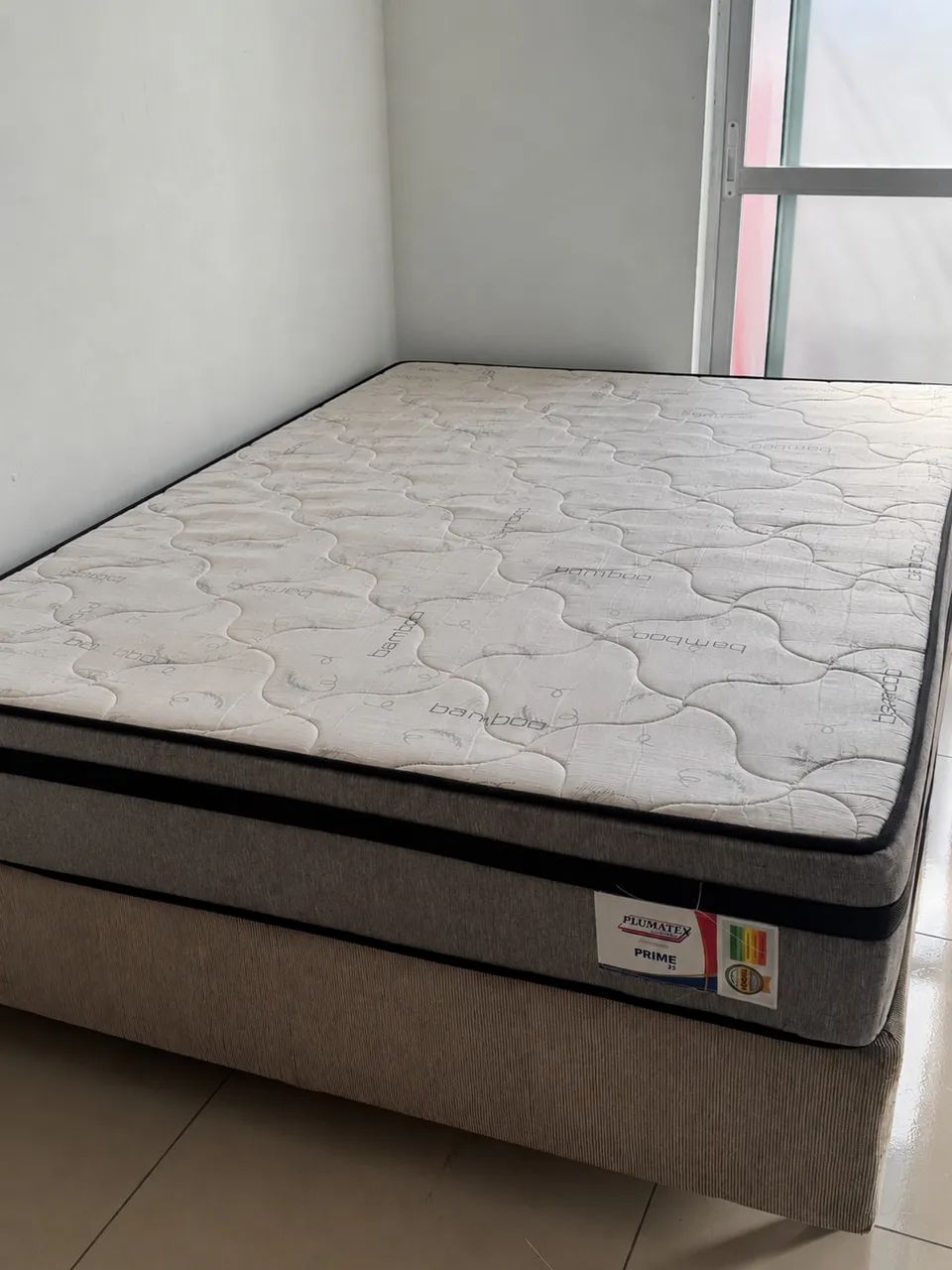 Cama de Casal Plumatex