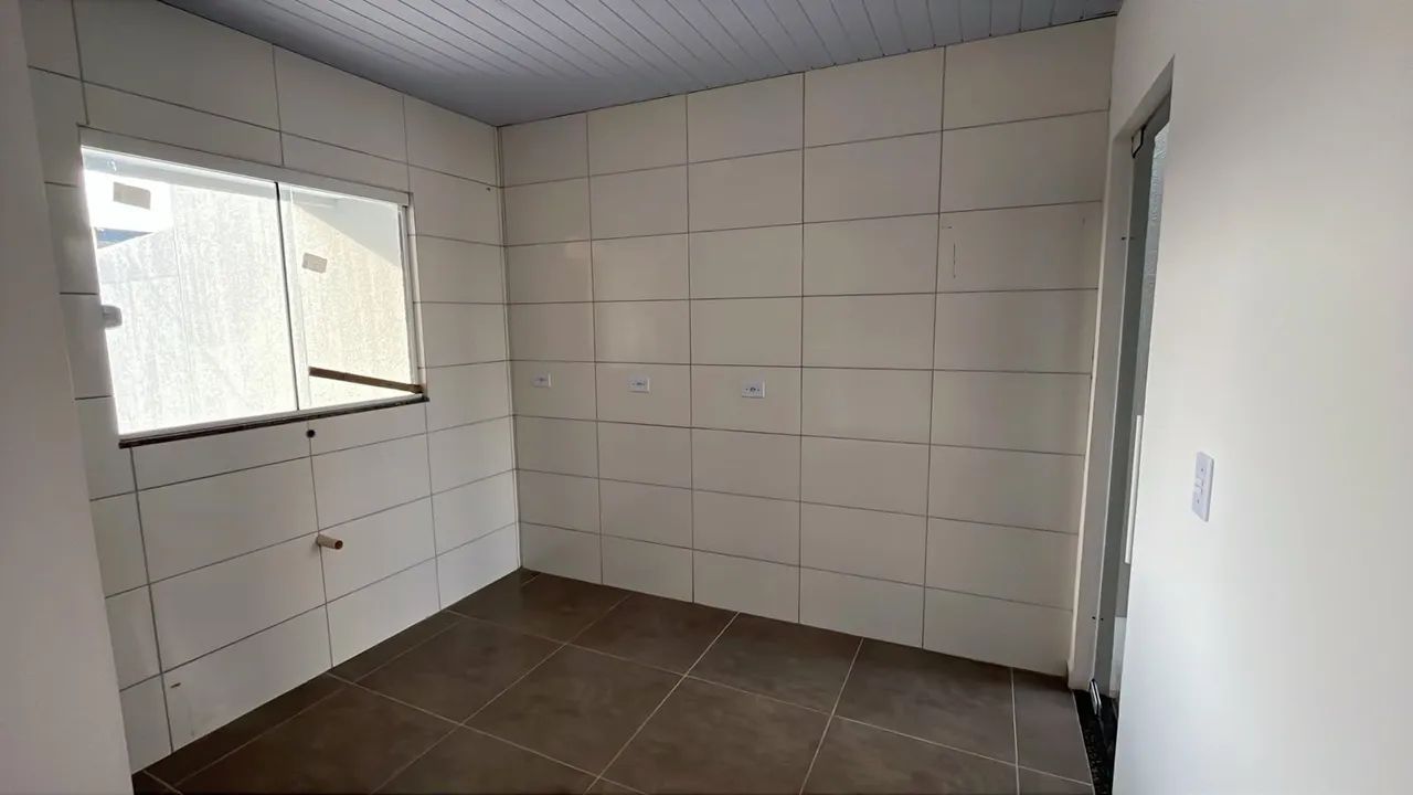 Casa com quintal grande - Foto 4