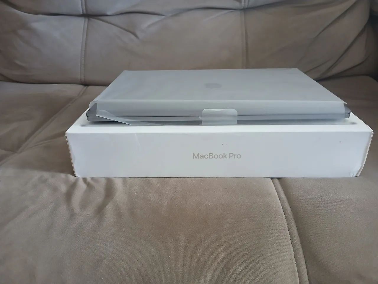 MacBook Pro 16" 2019 | i9 | 1TB SSD | 16GB RAM  - Foto 4